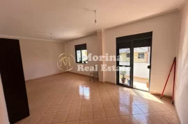 Shitet Apartament 2+1+2Blk, Prane Selvise, 158,000, Πώληση