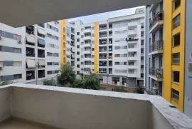 Shitet Apartament , Verkauf