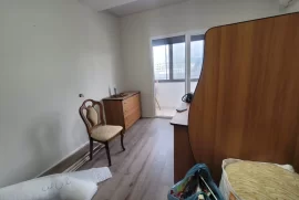 Shitet Apartament , Shitje