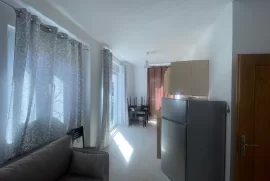 Jepet me qira apartament 2+1, Laprake, Ενοικίαση