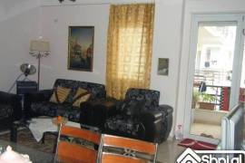 Shitet apartament 1+1 në  Rr. “Idriz Dollaku” ,lgj