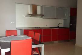 Shitet apartament 2+1, perball Kristal Center!!, Vente