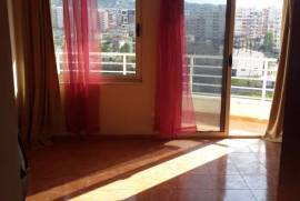 Shitet apartament me hipoteke / ne yzberisht, Venta