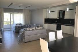 Apartamament 3+1, Qera