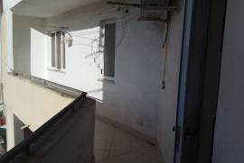 Shitet apartament 1+1 në Lezhë,lagjia Skënderbeg, Venta