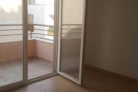 APARTAMENT 2+1 PËR SHITJE TE KOPËSHTI BOTANIK, Shitje