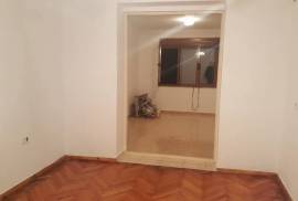 APARTAMENT 3+1 PER SHITJE TE MYSLYM SHYRI, Sale