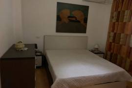 Apartament me qera prane Ekspozites Shqipria Sot, Qera