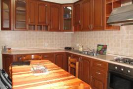 APARTAMENT 3+1 ME QERA, 140 m2, tek 21 Dhjetori, Affitto