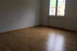 Apartamament 3+1, Shitje