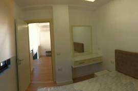 Jepet me qira apartament 1+1 në rrugën e Kavajës, Ενοικίαση