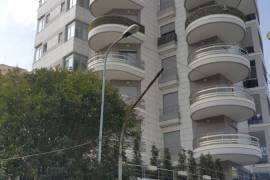 Apartament per shitje, Πώληση