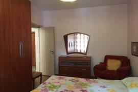 Jepet me qira Apartament 1+1 Rruga Myslym Shyri , Qera