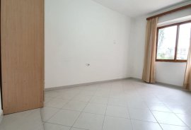 1+1 ne Vendodhje Perfekte ( ST. DINAMO ), Venta