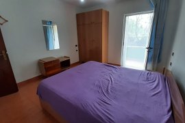 Apartament 1+1 (Siri Kodra - Hotel Meridiani), Location