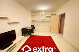 Jepet me qira Apartament, Ενοικίαση