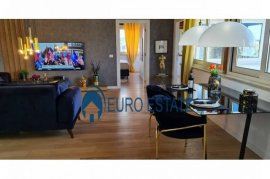 Tirane, shes apartament 2+1, 127 m², Ish Ekspozita, Eladás