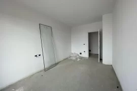 Apartament 2+1 në shitje në “Kamëz”, Πώληση