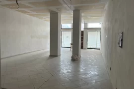 Tirane,Ambient biznesi 100 m2 per shitje ne Astir 