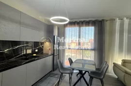 Apartament 2+1, Xhamllik,550 Euro/Mua, Qera