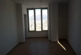 Shitet Apartament 2+1, Πώληση
