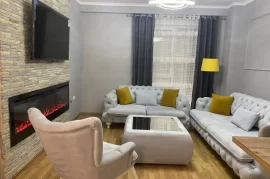 Qera, Apartament 2+1, Siri Kodra, 550 Euro, Qera