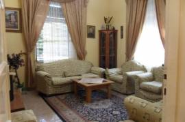 Apartament per klinike mjekesore me qera, Location