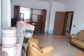 Apartament 2+1, Qera