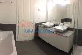 Apartament 4+1, Qera