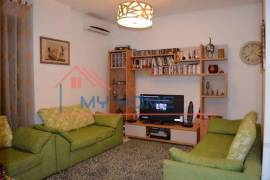 Apartament 2+1, Location