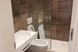 SHITET APARTAMENT 3+1 TEK AQUADROMI, TIRANË, Shitje