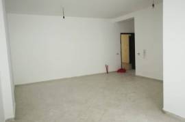 Shitet super apartament 2+1+2, Fresku, Vente