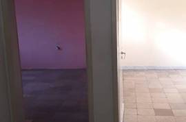 Shitet apartament 1+1 pranë shkollës “Kushtrimi i , Vente