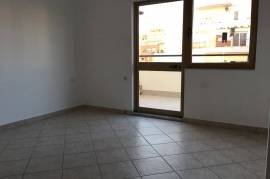 Apartament 1+1, Shitje