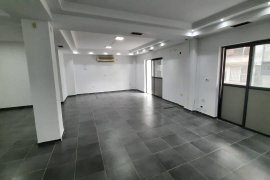 Super Ambient (150 m2) per Biznese, Zyra (Myslym) , Qera