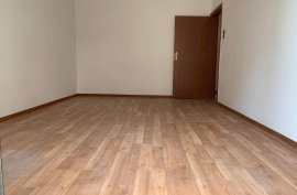 SHITET APARTAMENT TE KAFE FLORA!, Venta