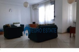 Tirane, shes apartament 1+1, 71.000 Euro Ish Parku, Πώληση