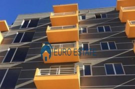 Tirane, shes Apartament 1+1, 81 m2( Fresku), Eladás