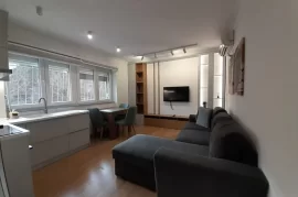 Apartament 2+1 në shitje tek 21 Dhjetori , Verkauf