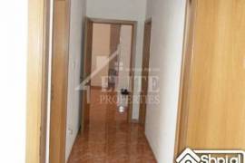 Shitet apartament 2+1+2 te rruga “Fortuzi” afer “M