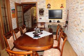 apartament dubleks me qira, ish blloku, Tirane,, Huren