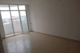 Shitet apartament me sip.93 m2 ,Lagjia Beslidhja, Sale