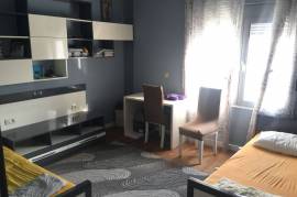 Super Apartament ne shitje , Shitje