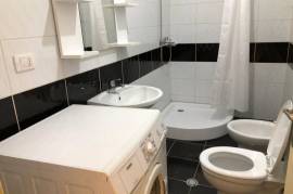 Jepet me qera apartament 2+1 pranë “Astirit” , Alquiler