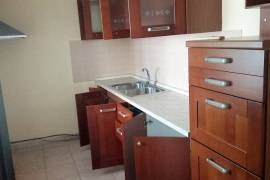 JEPET ME QIRA APARTAMENT 3+1 NË BLLOK, TIRANË, Ενοικίαση