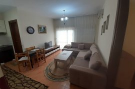 Jepet me qera apartament 1+1 ish Fusha Aviacionit , Alquiler