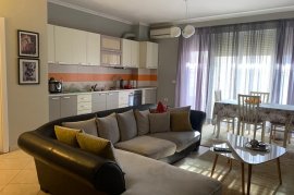 Shitet Apartament 2 +1 prane Kopshtit Zoologjik, Sale