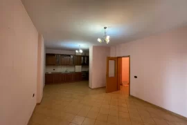 Apartament 2+1 në shitje në Laprakë, Venta