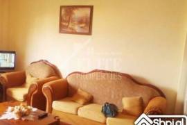 Shitet apartament 2+1 prane gjimnazit "Partiz