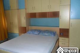 Apartament 2+1 me qera ne zonen e Bllokut